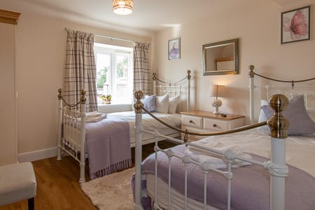 Church View twin bedroom